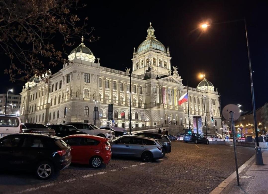 Apartment Quiet With Great Views Prag